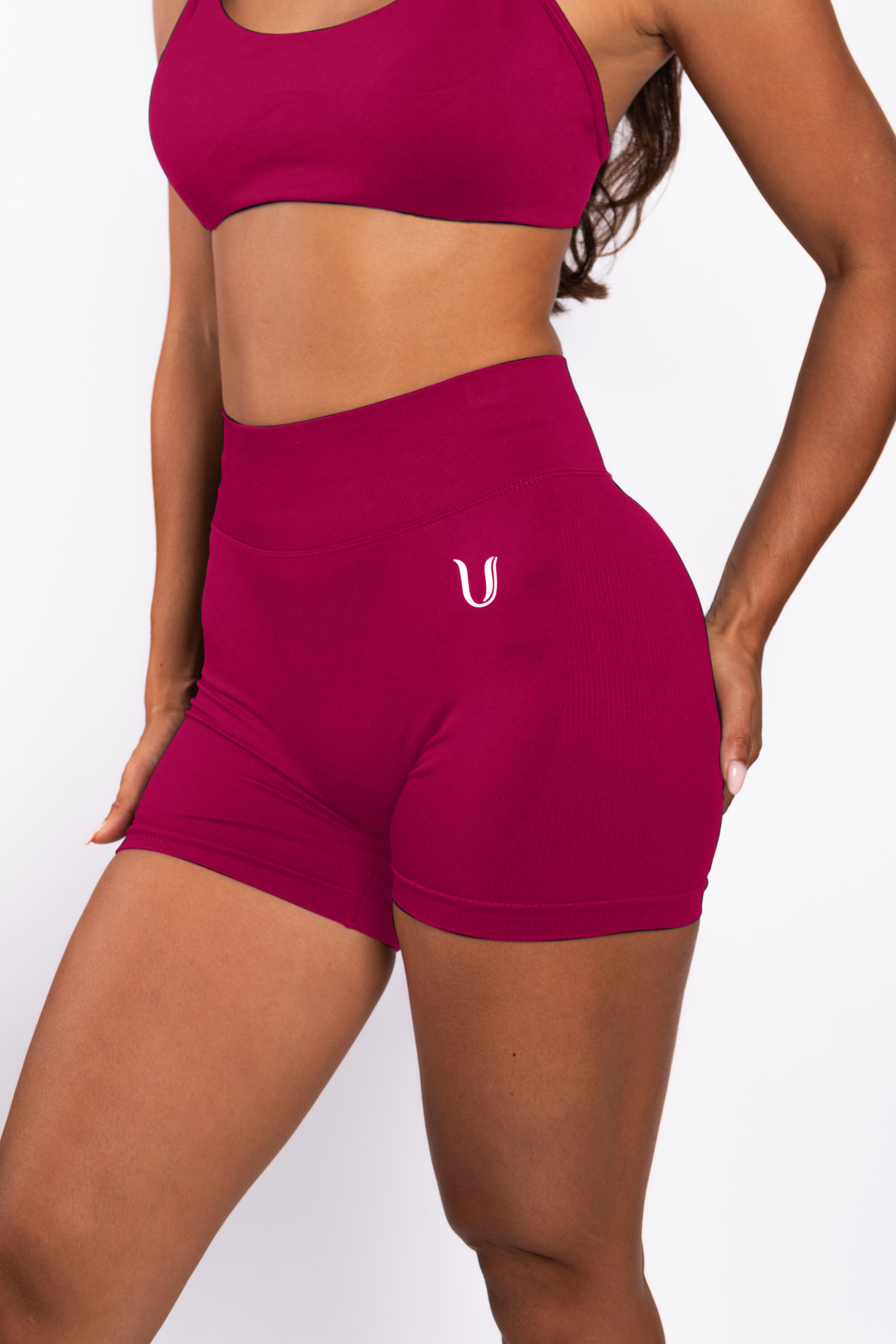 Nova | Seamless Shorts – Raspberry