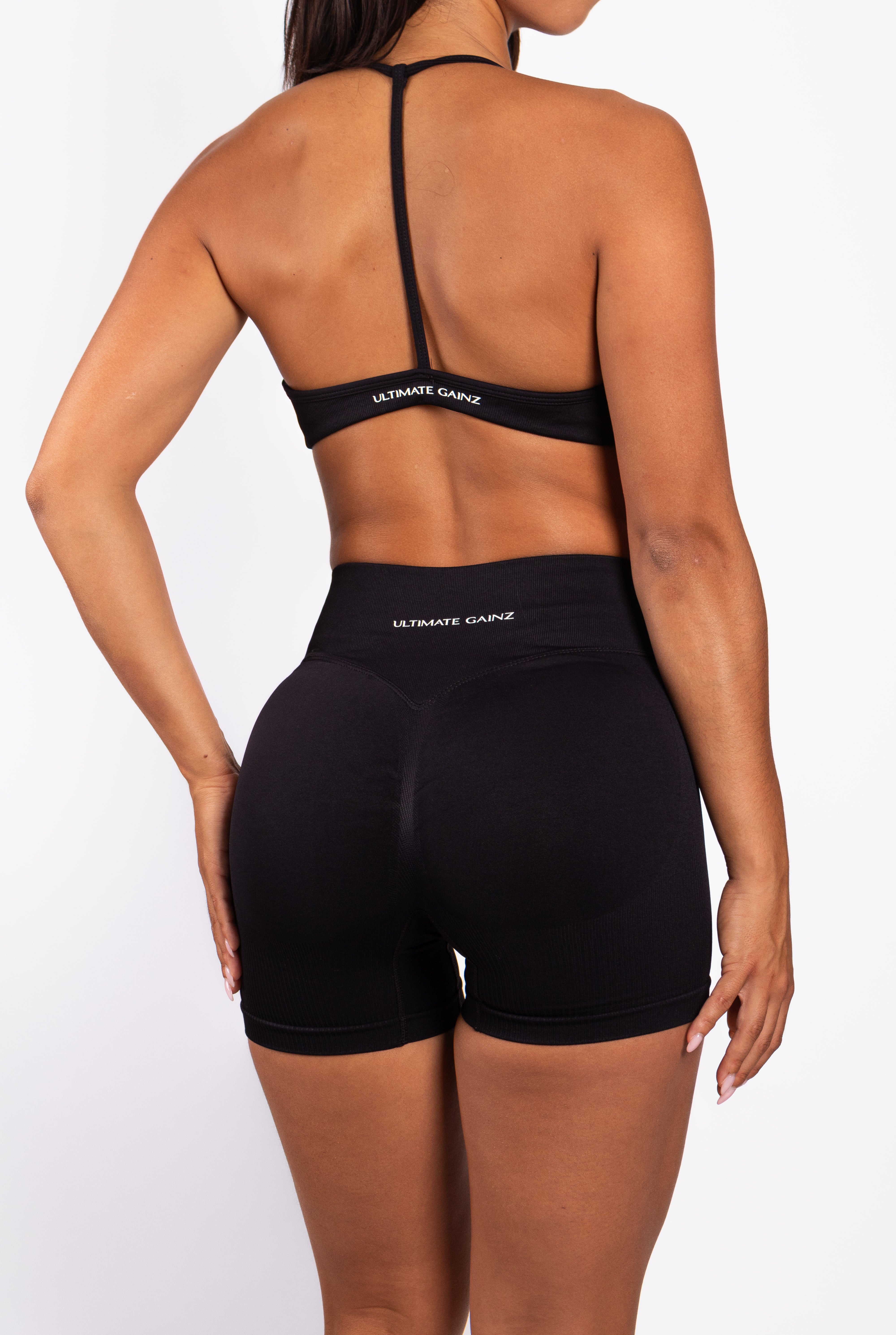 Nova | Seamless Shorts – Black