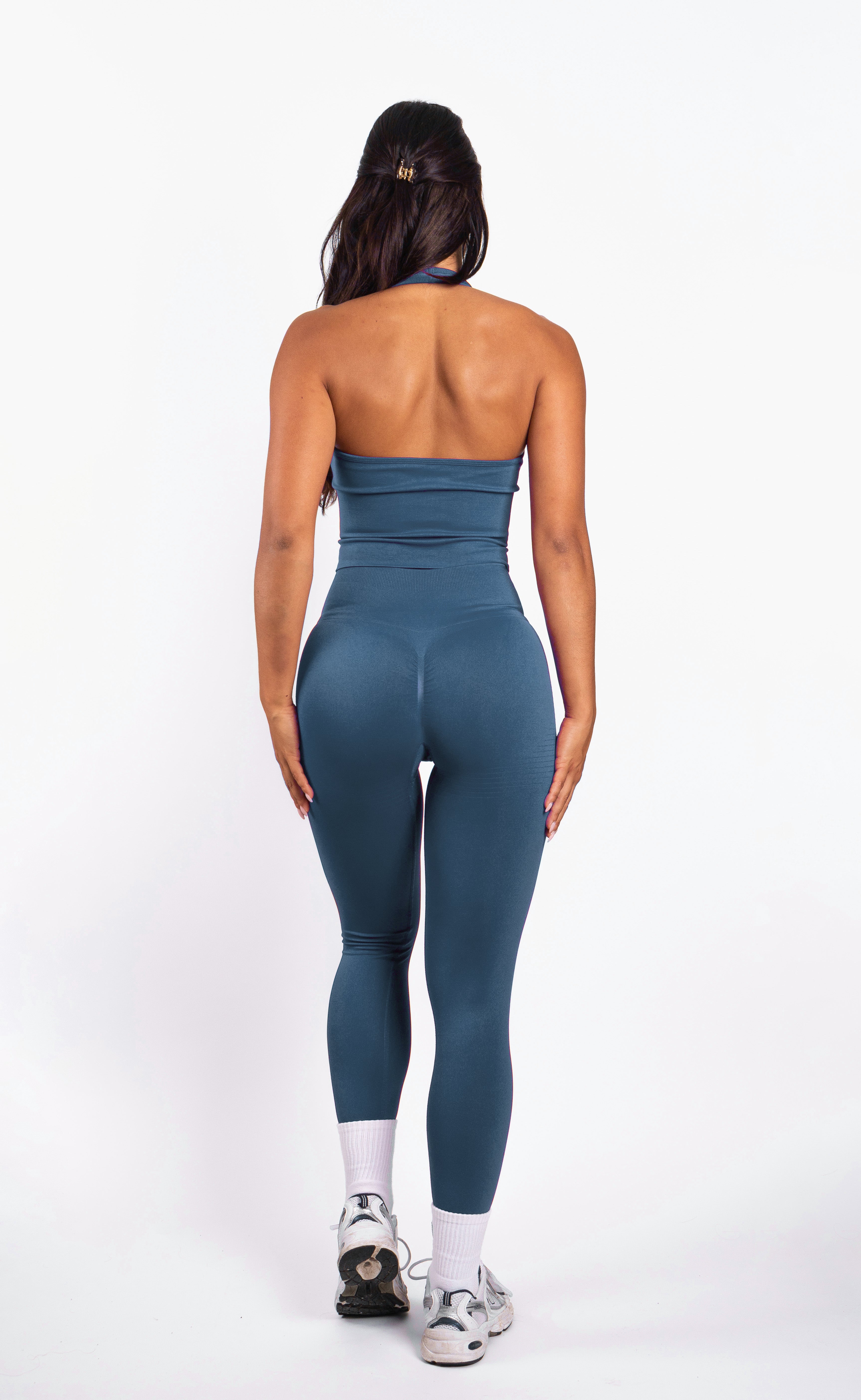 Bibi | Ribbed Seamless Halter Top – Red