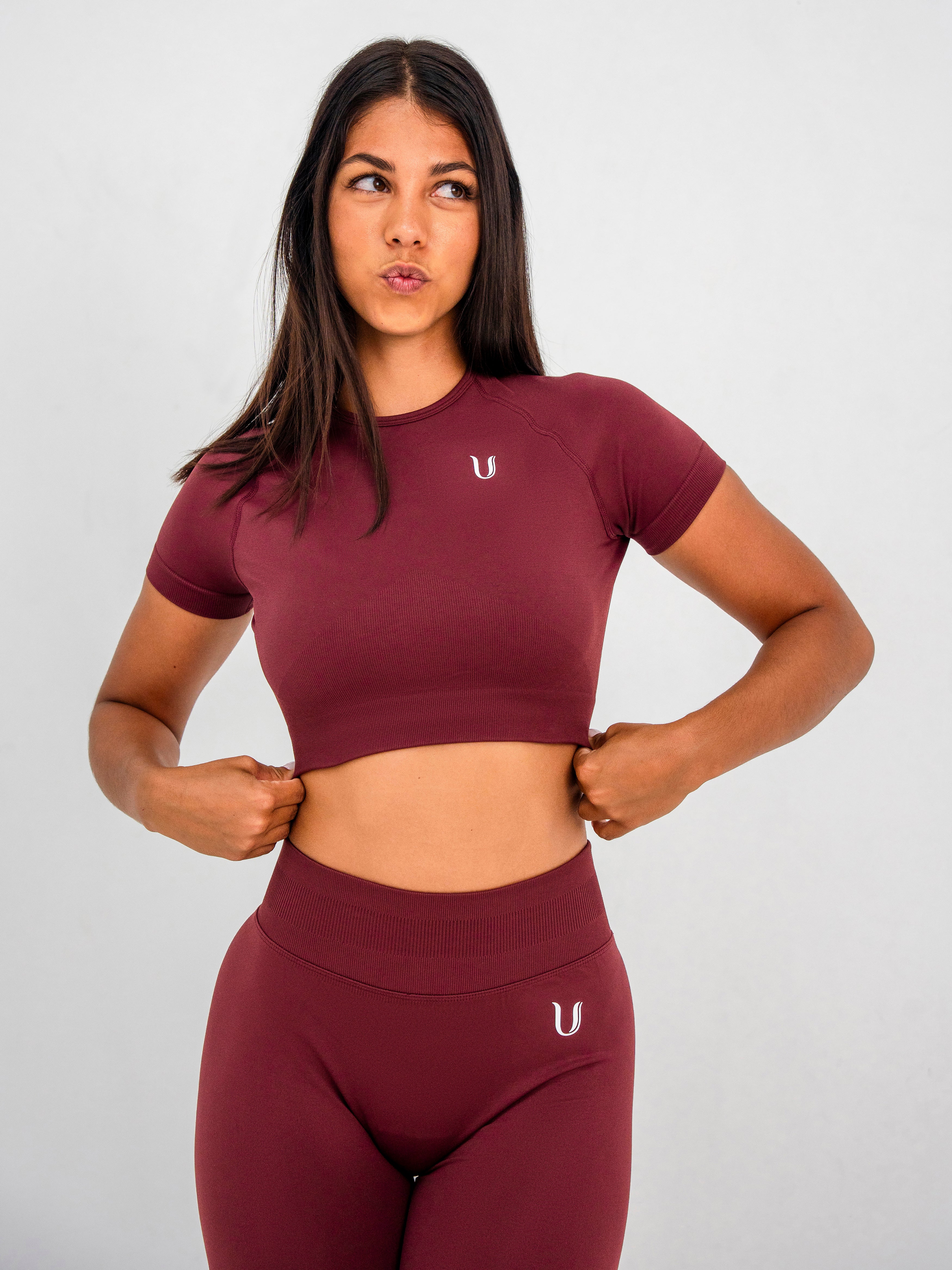 Luna | Premium Seamless Crop Top - Burgundy