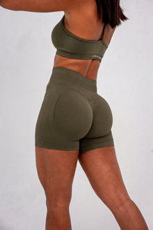 Luna | Premium Seamless Scrunch Short - Groen