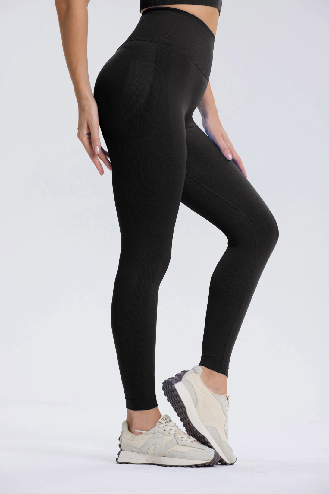 Leonie | Premium Scrunch Legging - Black